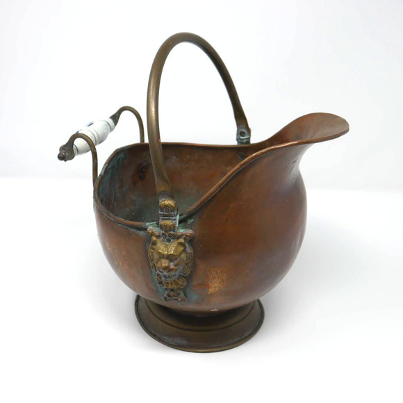 𝅺ANTIQUE Copper Coal Scuttle with Ceramic Blue and White Handle - Picture 1 of 11